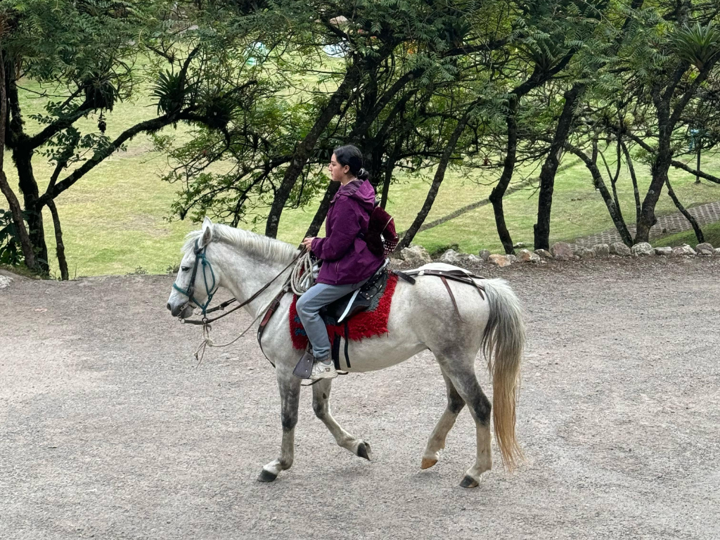 Cabalgatas en El Chorro de Girón, Azuay.